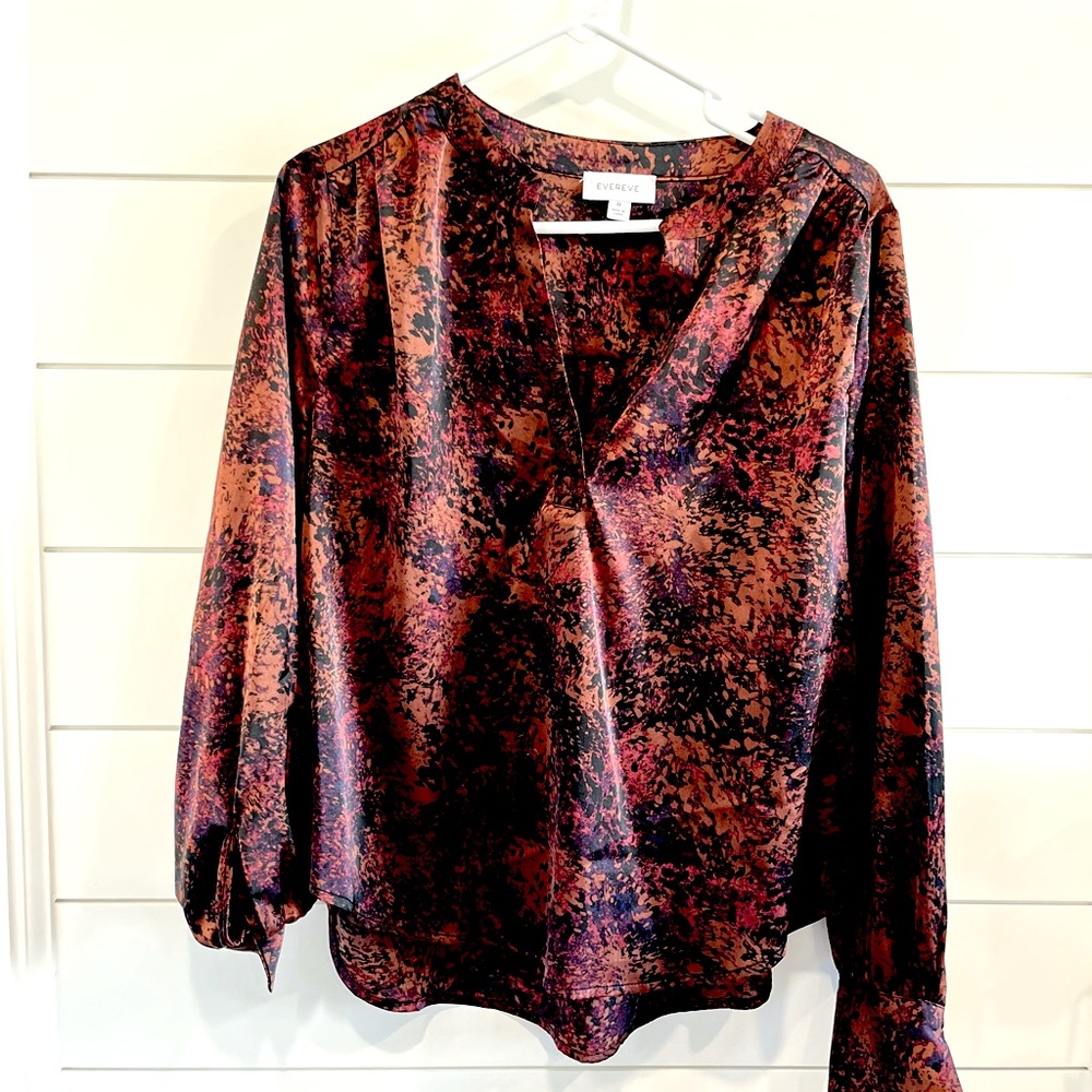 Evereve Satin top